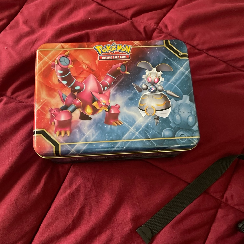 Pokemon Red and Blue Collector's Tin